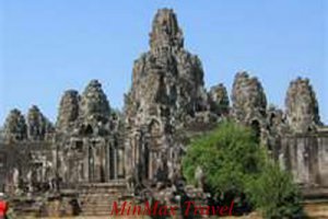 Angkor Tour