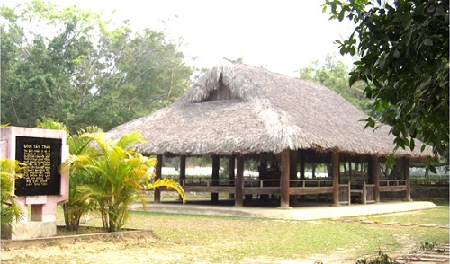 Tan Trao Communal House - Tuyen Quang