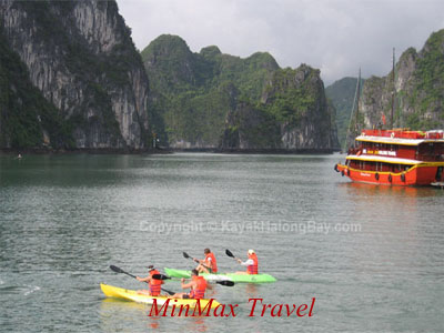 Kayak in Ha Long