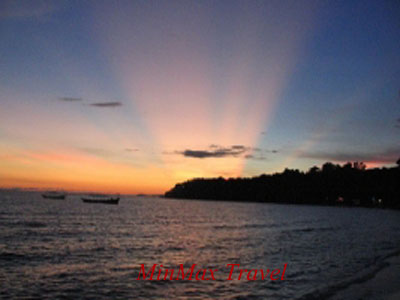 http://www.minmaxtravel.com/uploads/tours-gallery/2012-03-23.10.03.31-2011-12-10_02_42_01-sihanoukvilleinpp.jpg