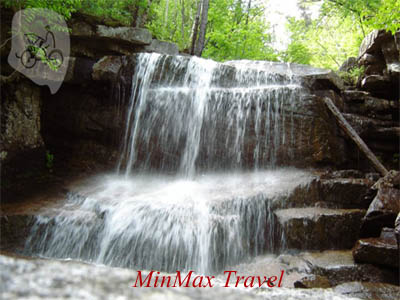Tad Lung Waterfall in Ban Na