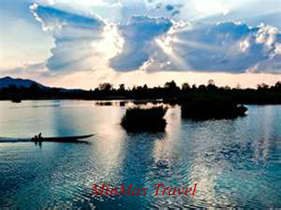 http://www.minmaxtravel.com/uploads/tours-gallery/2012-03-28.10.12.50-4000islands.jpg