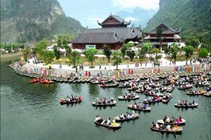 Trang An - Bai Dinh Pagoda Day Tour