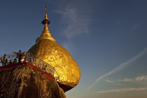 Compact Tour Of Myanmar
